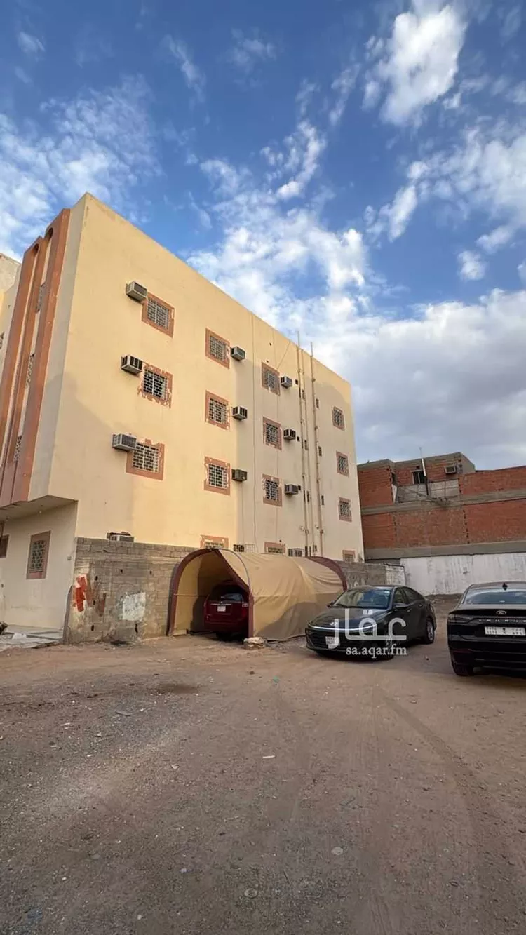 Building for Sale in Medina Al Masani