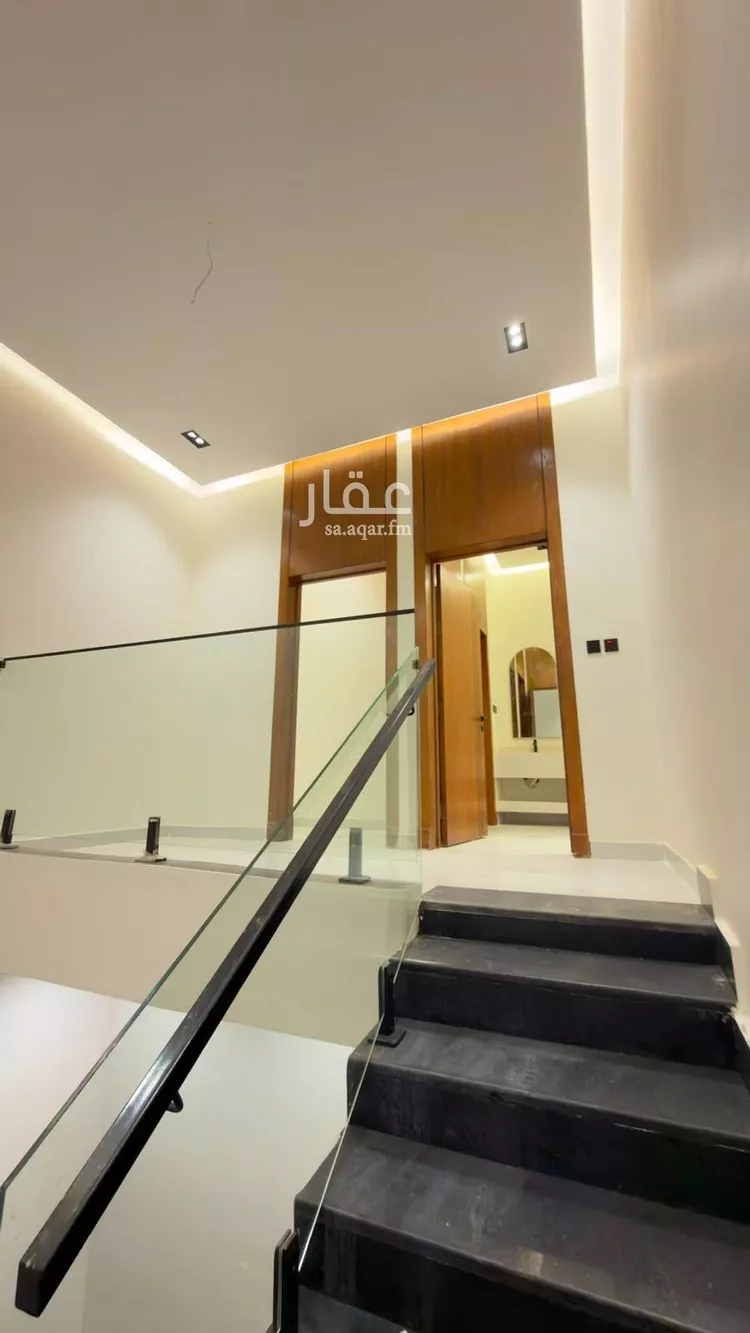 دور للبيع في شارع ابن تقي الدين, حي المرجان, مدينة الرياض, منطقة الرياض 8