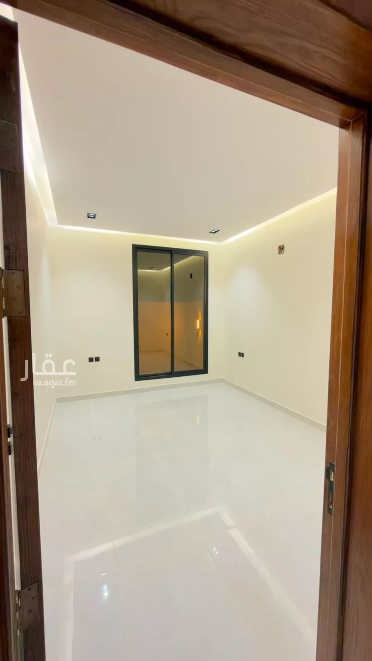 دور للبيع في شارع ابن تقي الدين, حي المرجان, مدينة الرياض, منطقة الرياض 9