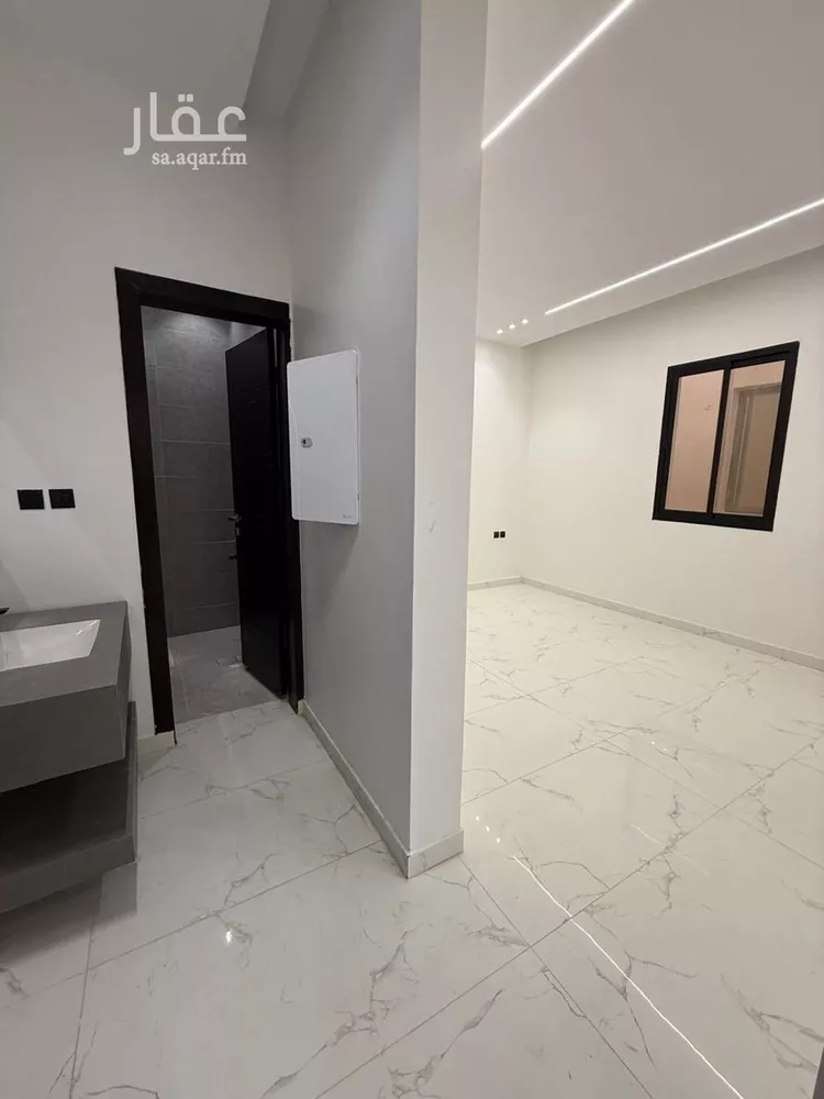 دور للبيع في شارع رقم 47, حي الندوة, مدينة الرياض, منطقة الرياض صورة 4