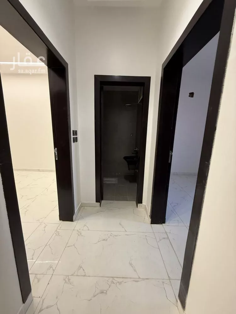 دور للبيع في شارع رقم 47, حي الندوة, مدينة الرياض, منطقة الرياض صورة 3