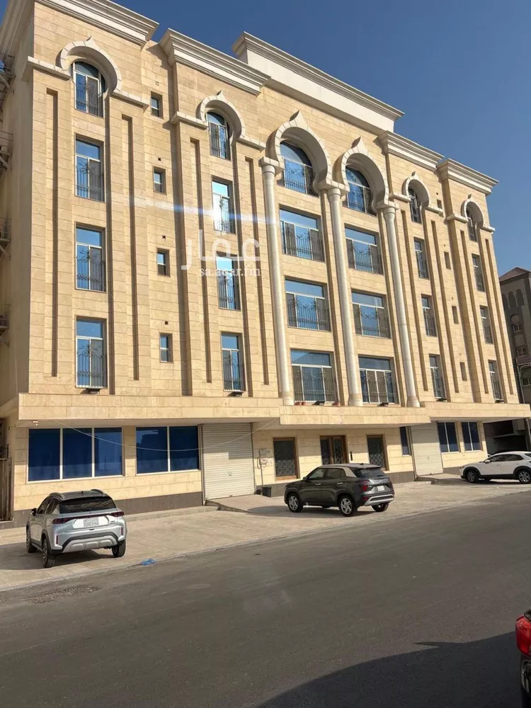 عمارة للبيع في شارع المراح, حي الحمراء, مدينة الخبر, المنطقة الشرقية