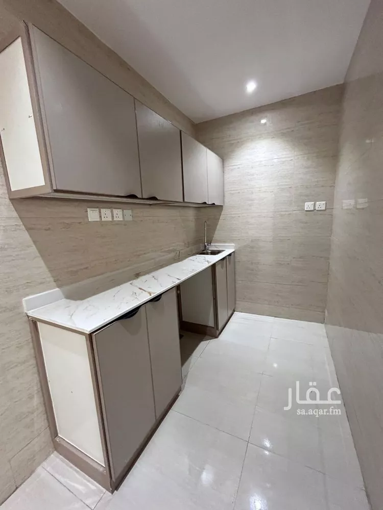 شقة للإيجار في شارع ناصر الحصام, حي المروة, مدينة الرياض, منطقة الرياض 7