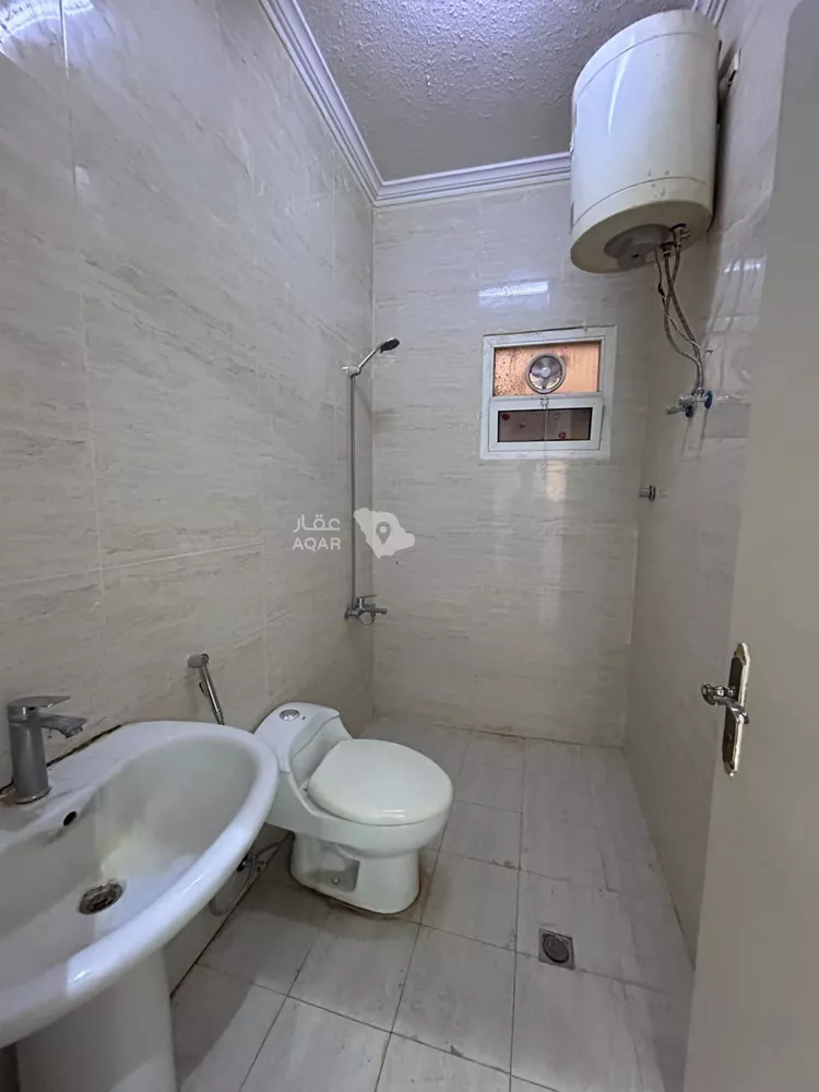 شقة للإيجار في شارع محمود غنيم, حي الوزارات, مدينة الرياض, منطقة الرياض 10