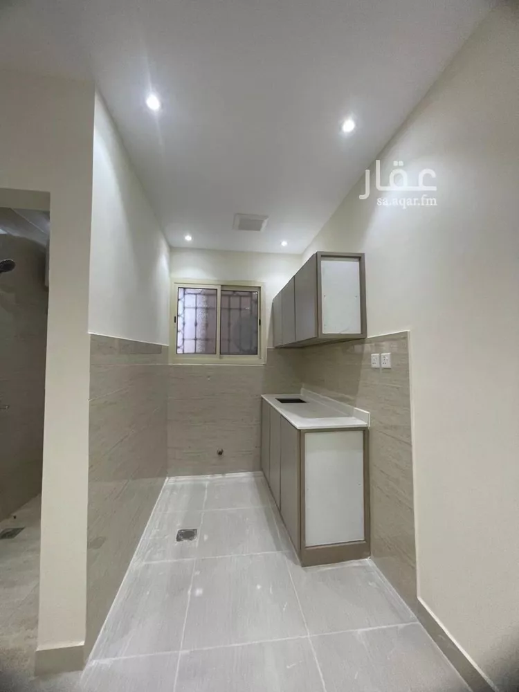 شقة للإيجار في شارع يثرب, حي بدر, مدينة الرياض, منطقة الرياض صورة 5