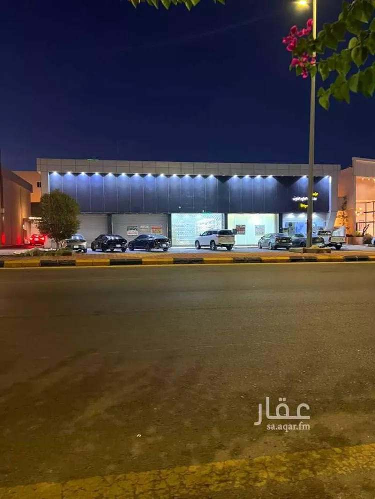 محل للإيجار في شارع الريان 26 ، حي الزعفران ، سكاكا ، منطقة الجوف صورة 2
