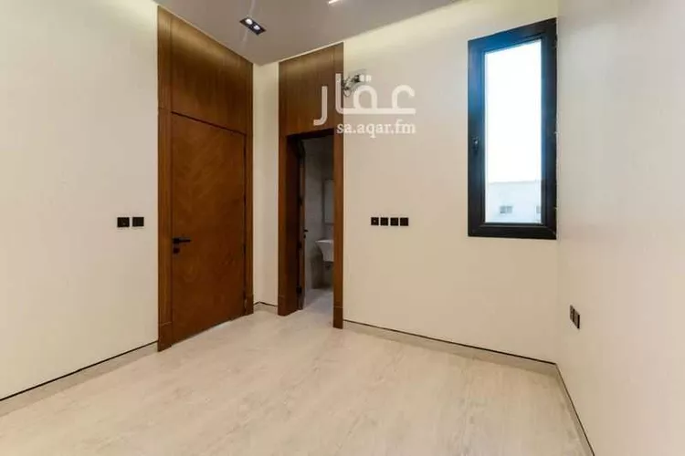Villa for Sale in Riyadh Al Mursalat 7