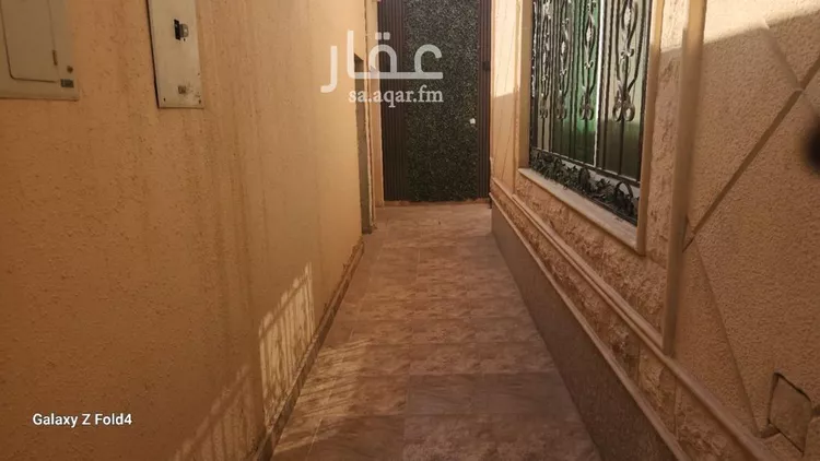 فيلا للبيع في شارع الطنيب, حي غرناطة, مدينة الرياض, منطقة الرياض صورة 2