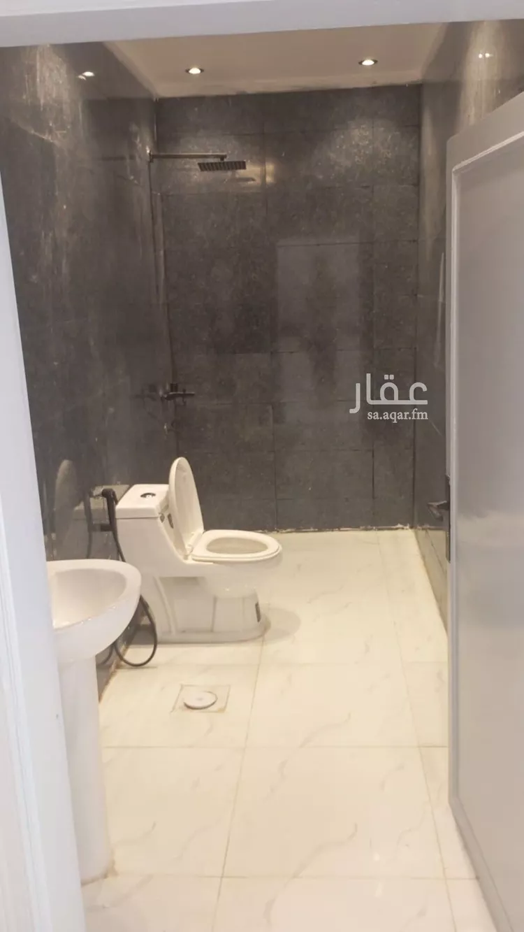 شقة للإيجار في شارع الامير مساعد بن العزيز, حي السليمانية, مدينة الرياض, منطقة الرياض 2