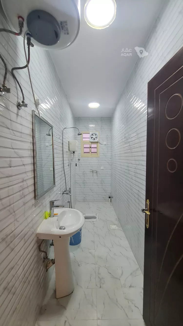 دور للبيع في شارع 35876, حي الشرف, مدينة خميس مشيط, منطقة عسير 13