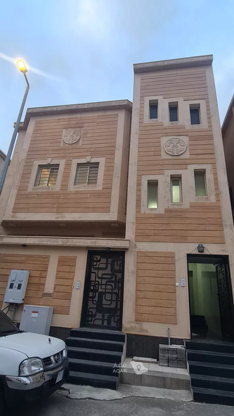دور للبيع في شارع 35876, حي الشرف, مدينة خميس مشيط, منطقة عسير 8