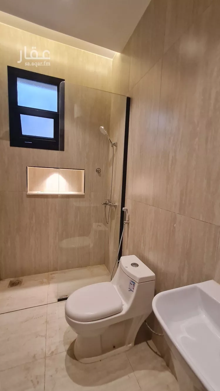 فيلا للبيع في شارع 35876, حي المصيف, مدينة خميس مشيط, منطقة عسير 11