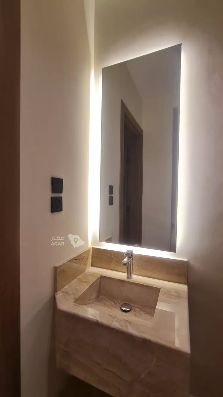Apartment for Sale in Khamis Mushait Al Moosa Subdivision 14