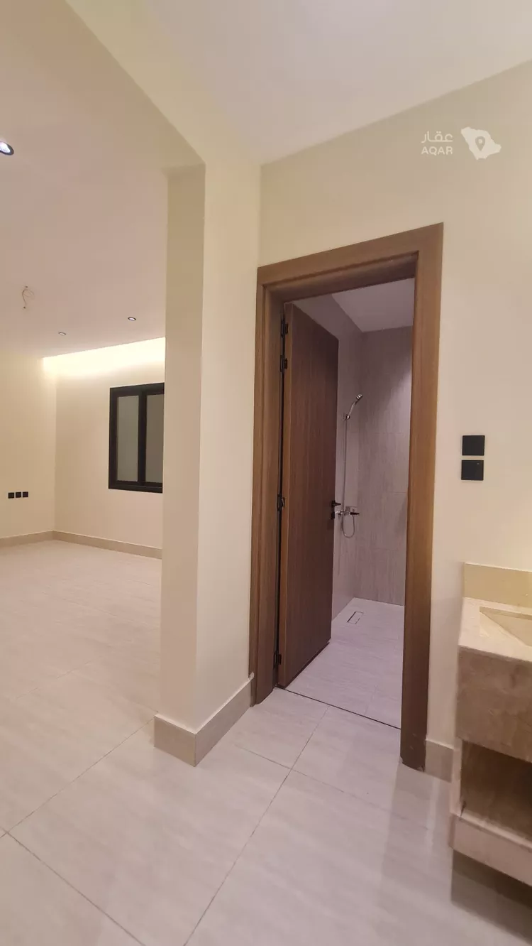 Apartment for Sale in Khamis Mushait Al Moosa Subdivision 7