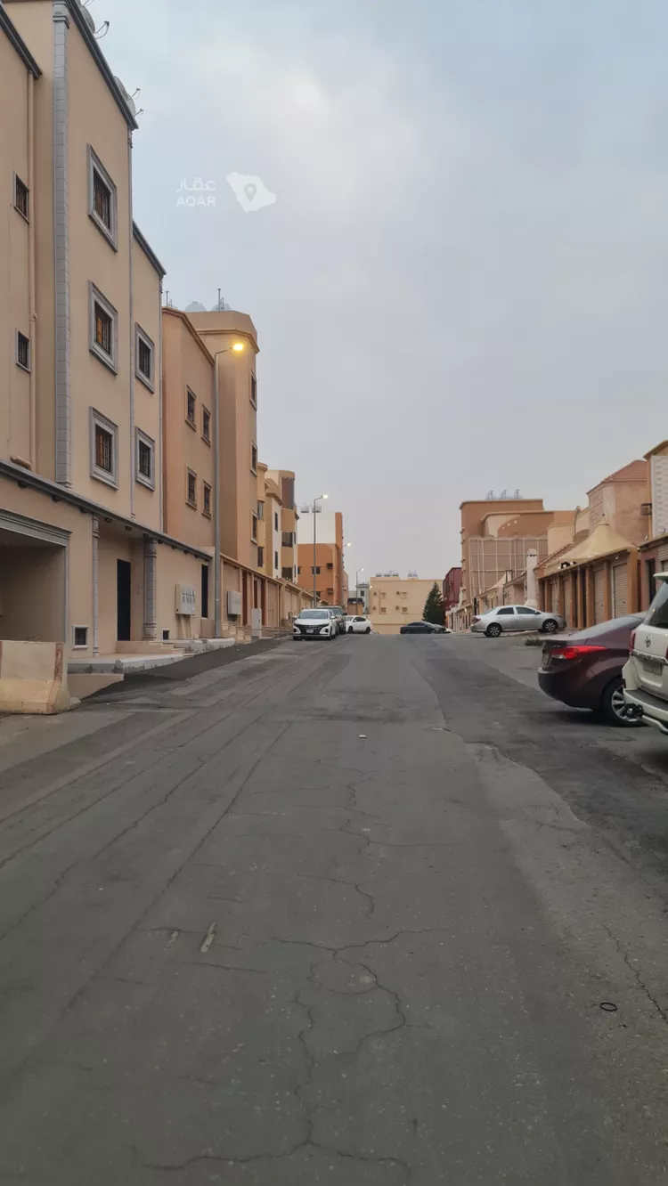 دور للبيع في شارع 35876, حي الشرف, مدينة خميس مشيط, منطقة عسير 6