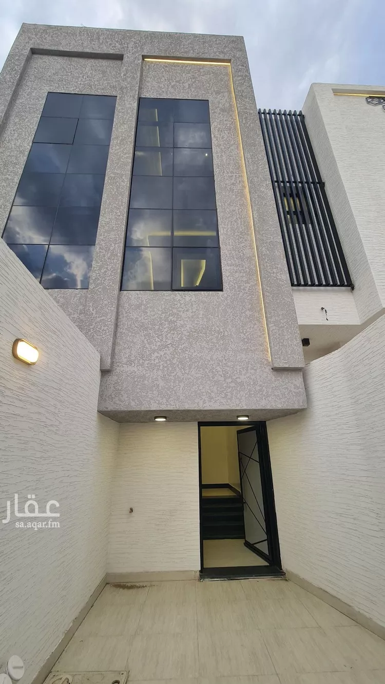 دور للبيع في شارع خولة بنت ثعلبة, حي الواحة, مدينة خميس مشيط, منطقة عسير صورة 2