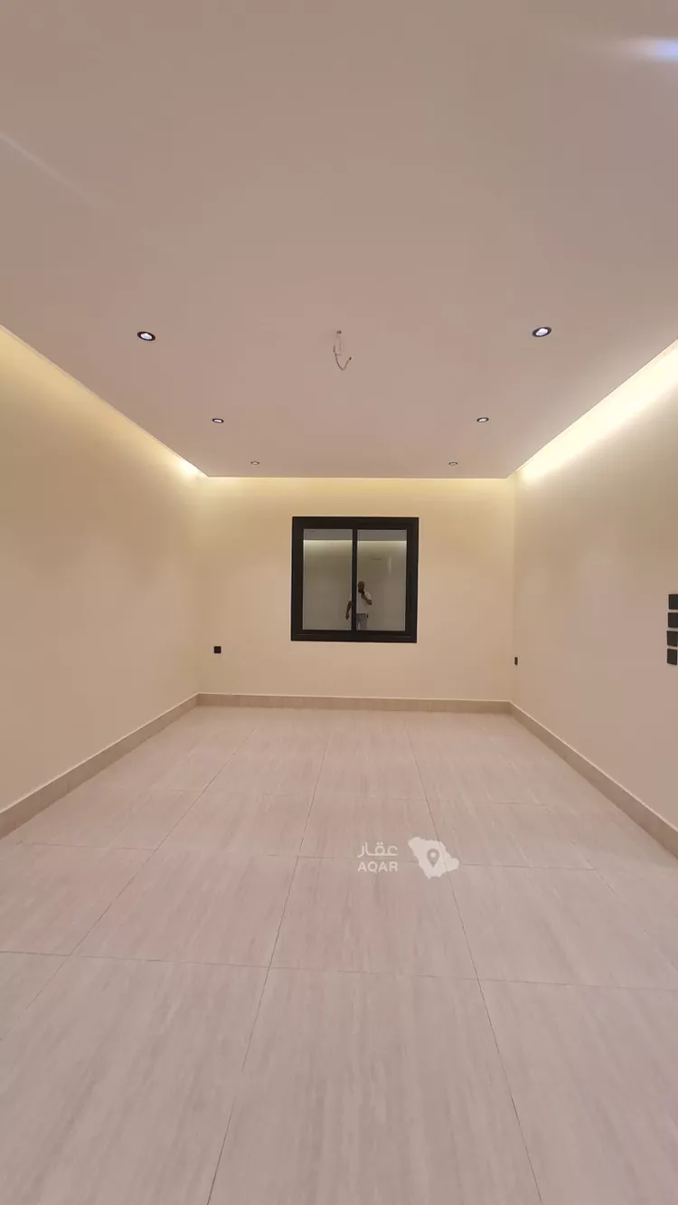 Apartment for Sale in Khamis Mushait Al Moosa Subdivision 18