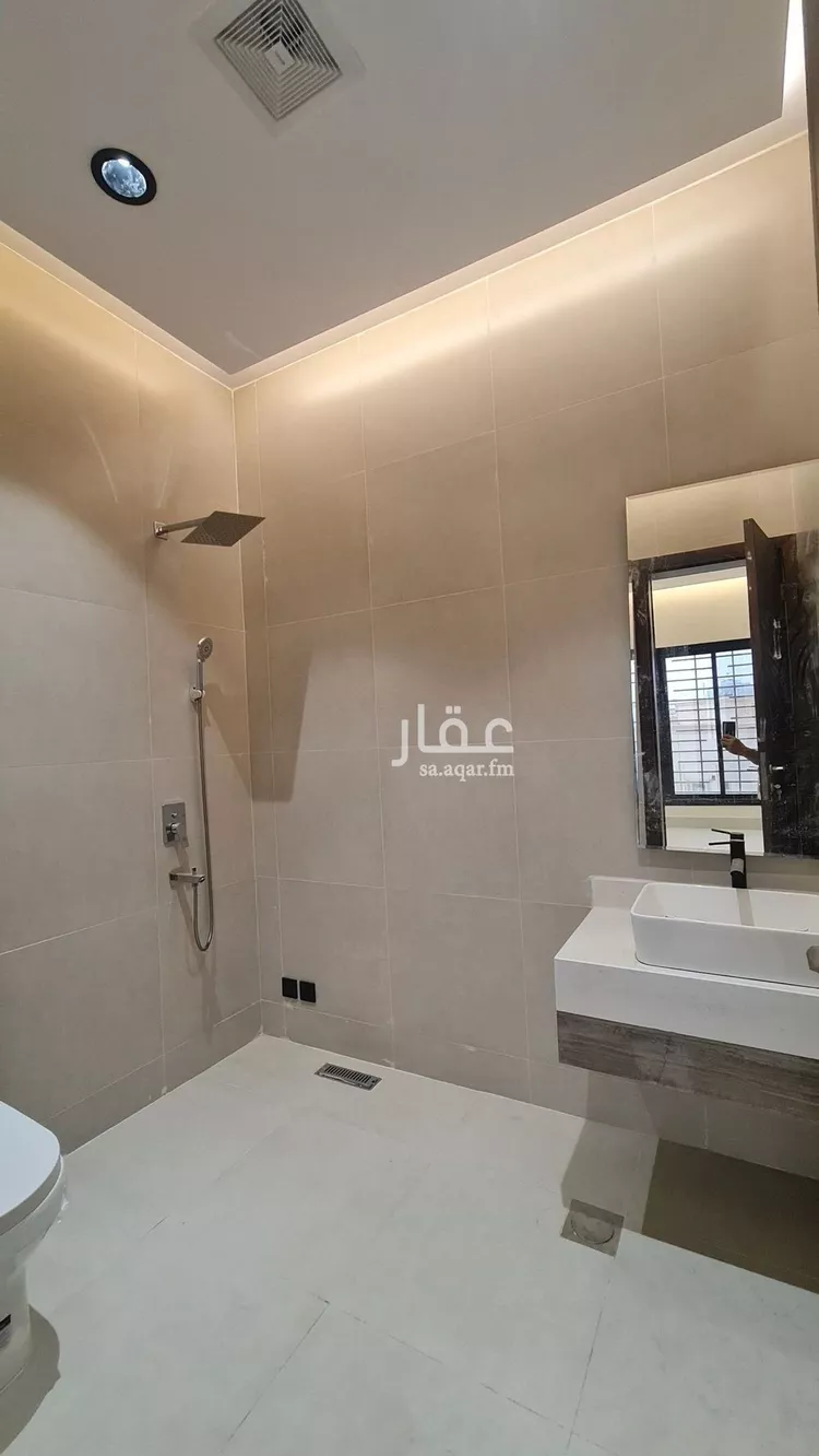 شقة للبيع في شارع 35876, حي الجامعيين, مدينة خميس مشيط, منطقة عسير 11