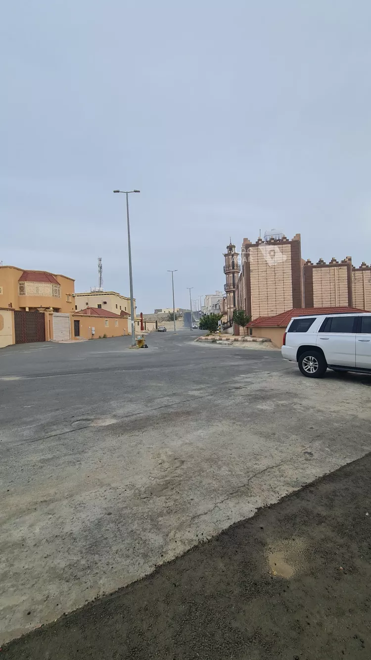 فيلا للبيع في شارع خالد ابن معدان, حي الشرف, مدينة خميس مشيط, منطقة عسير 8