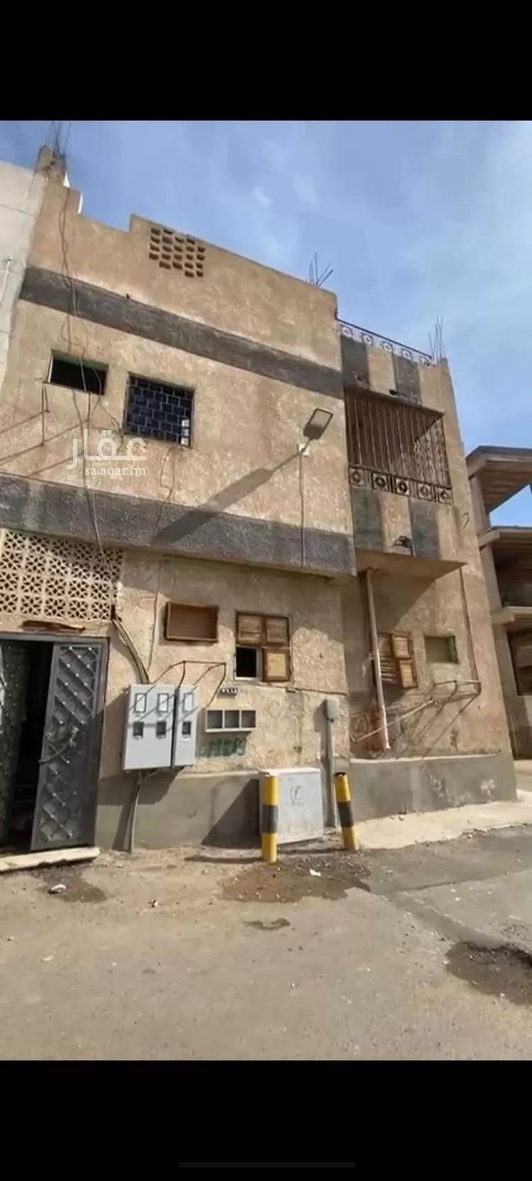 Building for Sale in Medina Bani Abdul Ashhal