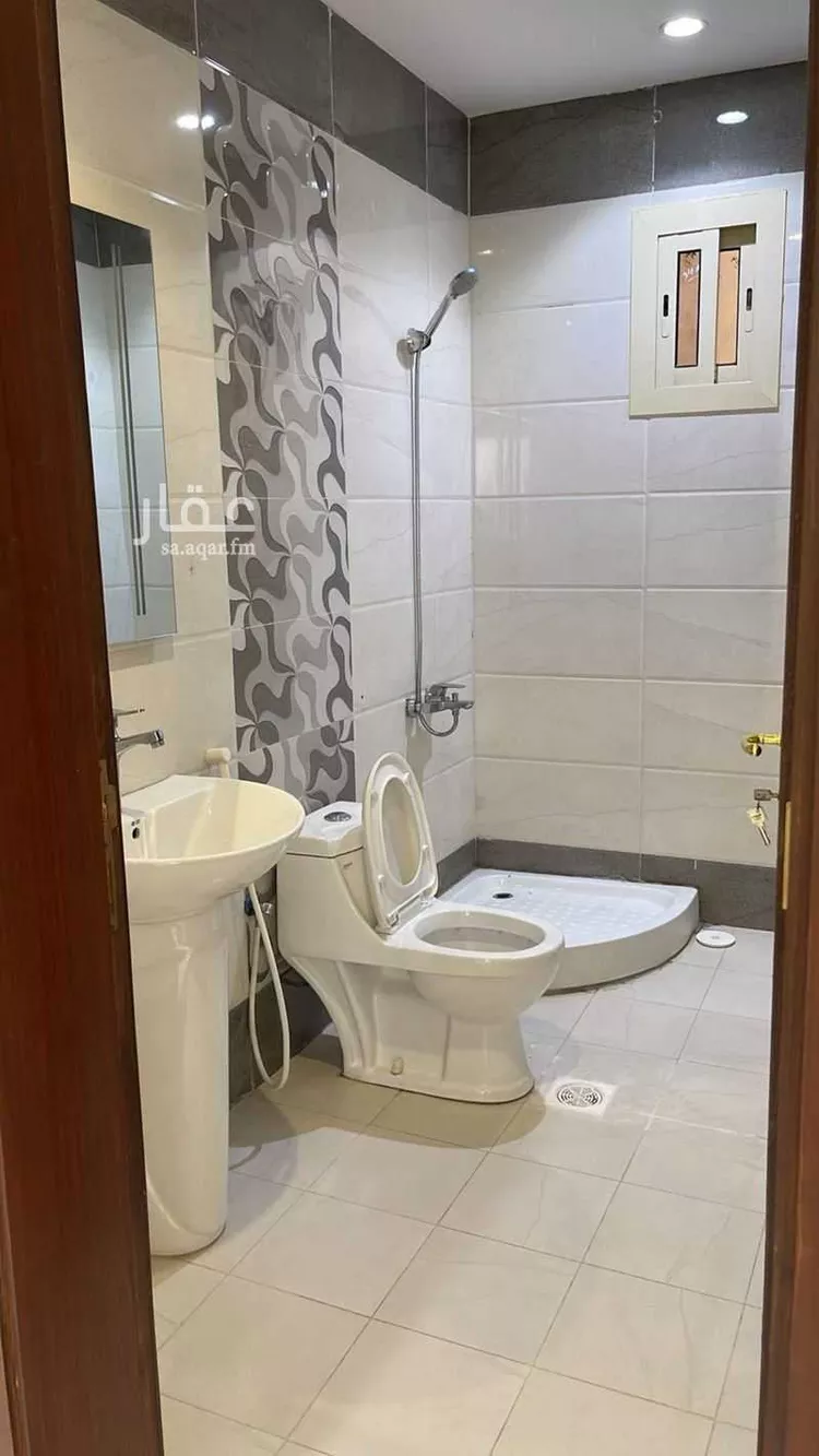 شقة للإيجار في شارع فضيله الشيخ اسعد دهان ، حي الرياض ، جدة ، جدة 8