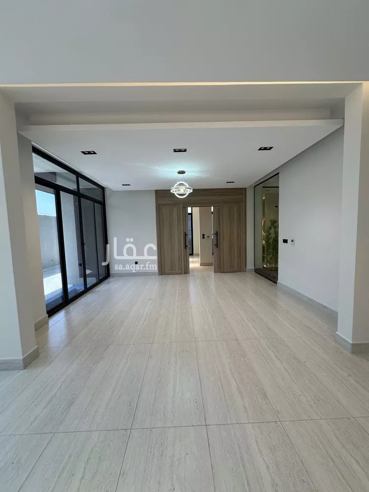 فيلا للبيع في شارع جبل طوالة, حي الفيصلية, مدينة الدمام, المنطقة الشرقية صورة 2