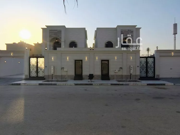 فيلا للبيع في شارع الشعله, حي البحيرة, مدينة الخبر, المنطقة الشرقية