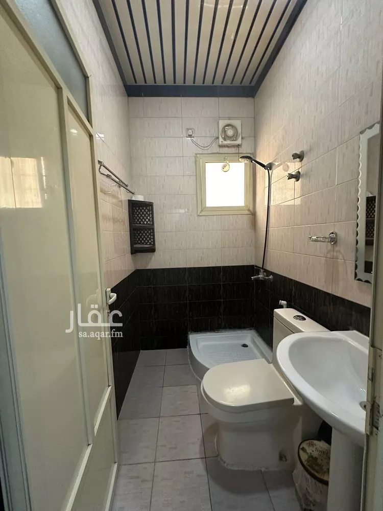 فيلا للإيجار في شارع عثمان ابن الخطيب, حي ضاحية الملك فهد, مدينة الدمام, المنطقة الشرقية 17