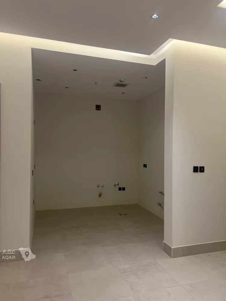 شقة للبيع في شارع محمد المقدمي, حي النفل, مدينة الرياض, منطقة الرياض 5