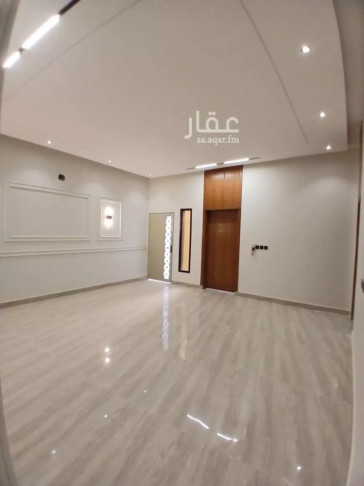 دور للبيع في شارع سعيد الماجد, حي عكاظ, مدينة الرياض, منطقة الرياض صورة 4