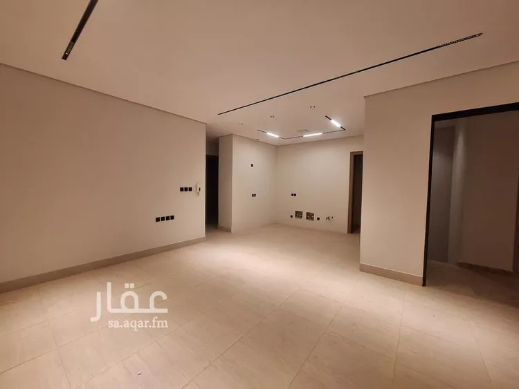 شقة للبيع في شارع عبدالله عراقي, حي عكاظ, مدينة الرياض, منطقة الرياض 7