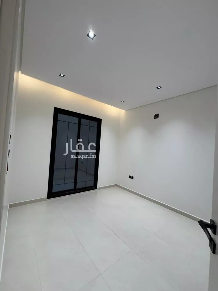 دور للبيع في شارع الحلية, حي ديراب, مدينة الرياض, منطقة الرياض صورة 5