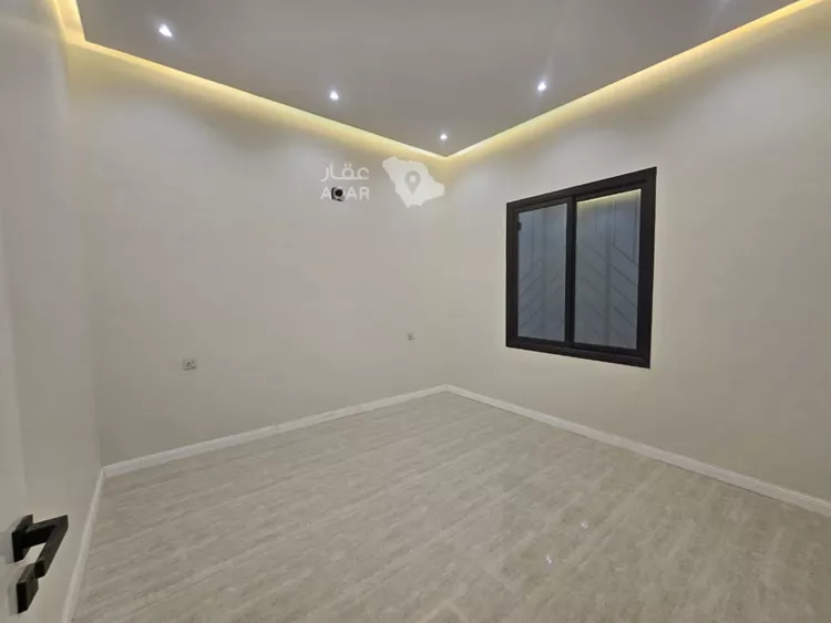 فيلا للبيع في شارع الغريف, حي العريجاء الغربي, مدينة الرياض, منطقة الرياض 6