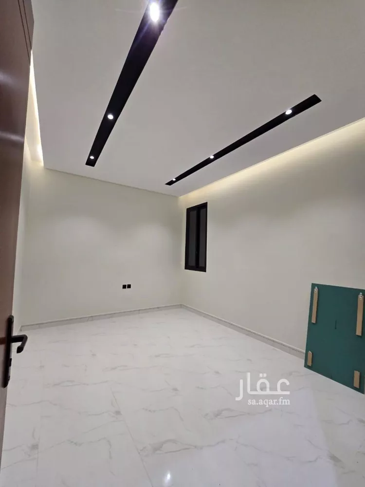 دور للبيع في شارع الحلية, حي ديراب, مدينة الرياض, منطقة الرياض 18