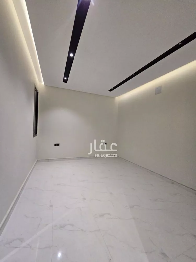 Floor for Sale in Riyadh Dirab 21