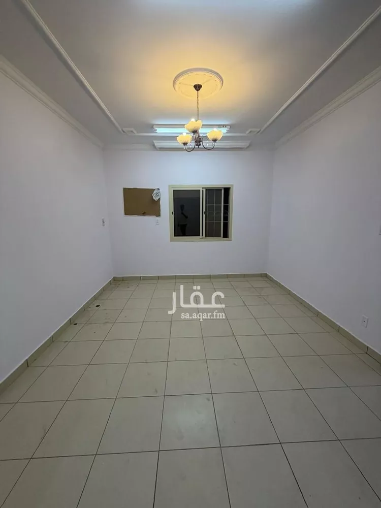 شقة للإيجار في شارع المثنى العبدي, حي الزهور, مدينة الدمام, المنطقة الشرقية صورة 2