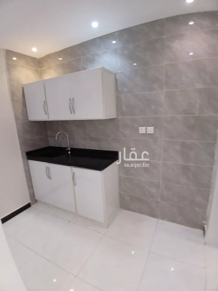 شقة للإيجار في شارع ابن سينا, حي المصيف, مدينة الرياض, منطقة الرياض 12