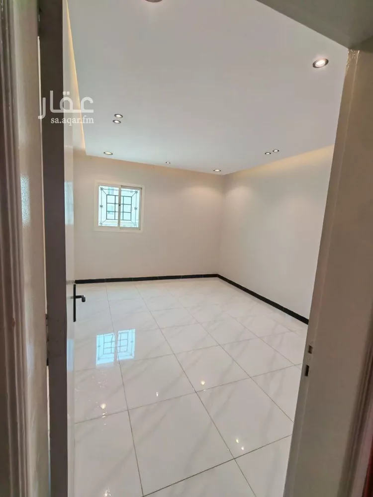 شقة للإيجار في شارع خالد بن الوليد الفرعي, حي غرناطة, مدينة الرياض, منطقة الرياض