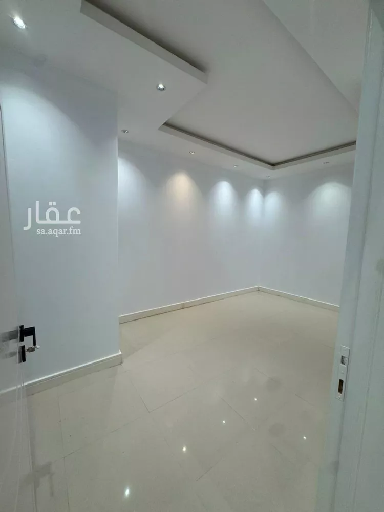 شقة للإيجار في شارع تثليث, حي عرقة, مدينة الرياض, منطقة الرياض صورة 3