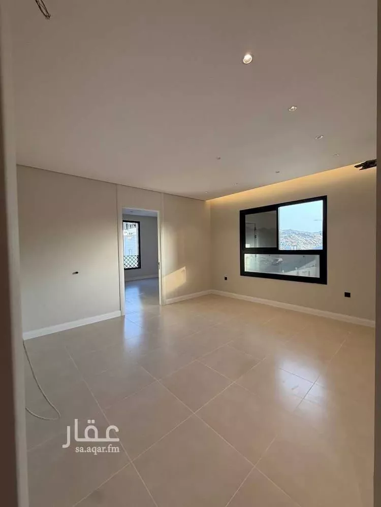 شقة للبيع في شارع احمد بن بكر, حي بطحاء قريش, مدينة مكة المكرمة, منطقة مكة المكرمة