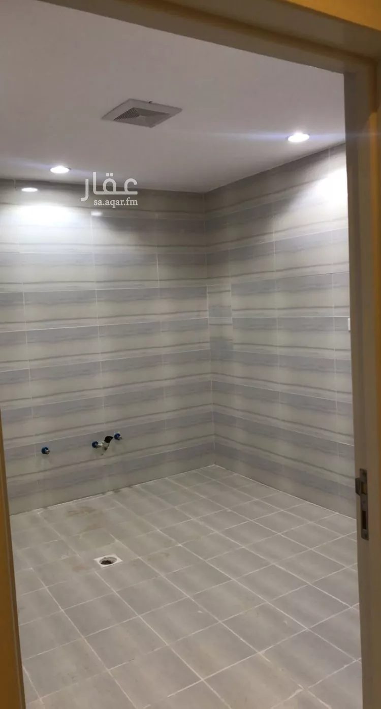 شقة للإيجار في شارع ابن مشرف, حي عكاظ, مدينة الرياض, منطقة الرياض 7