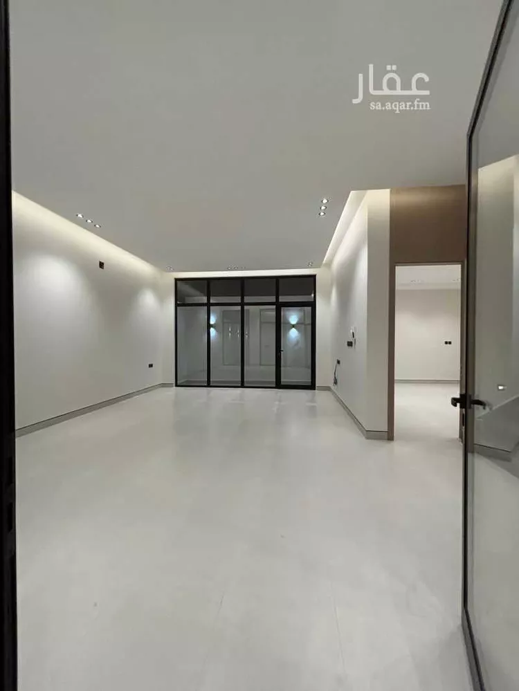 Villa for Sale in Riyadh Al Yarmouk 6