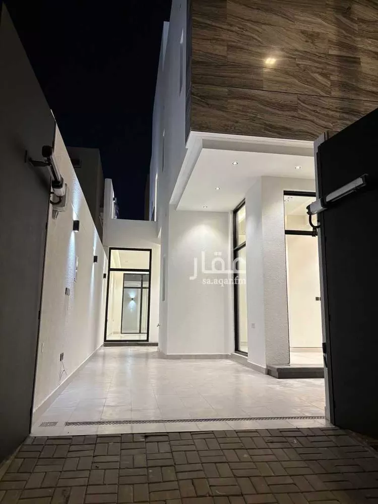 Villa for Sale in Riyadh Al Yarmouk 8