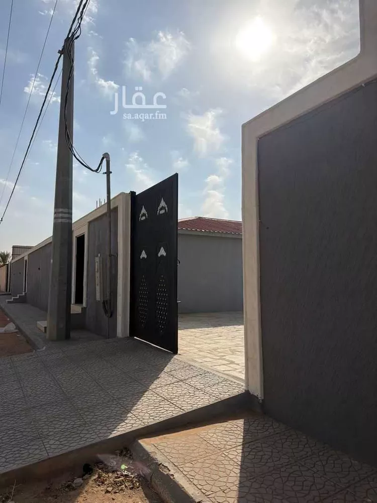 Rest House for Sale in Al Muzahimiyah Hazlulah