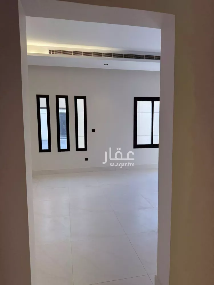 Floor for Sale in Riyadh Al Arid صورة 3