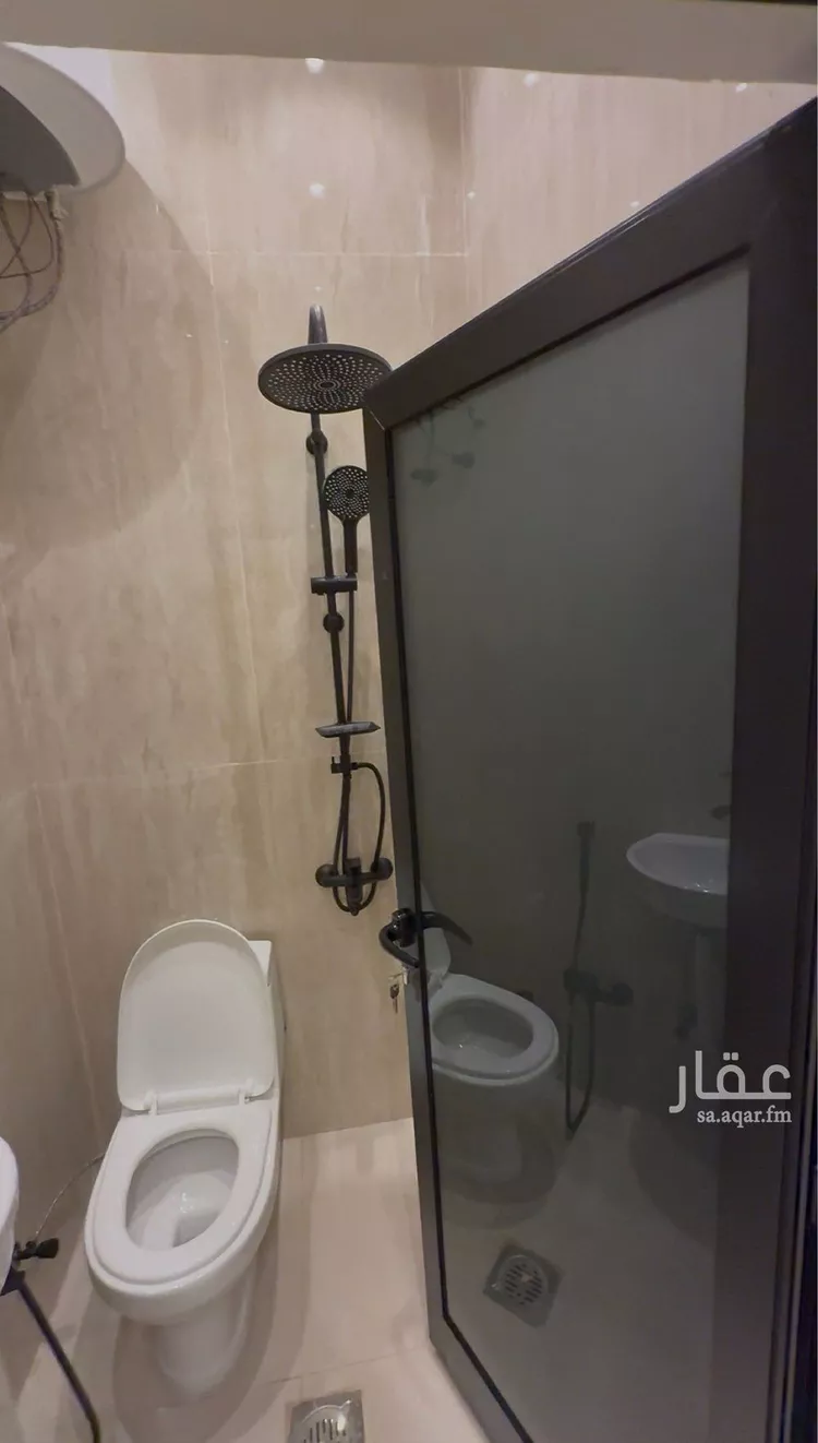 غرفة للإيجار في شارع عبدالمنعم الواعظ, حي الرمال, مدينة الرياض, منطقة الرياض