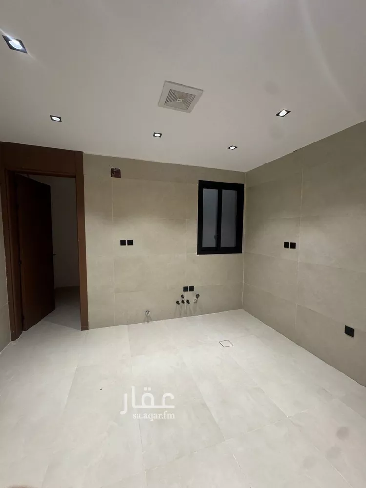 Floor for Sale in Riyadh Ad Dar Al Baida 8
