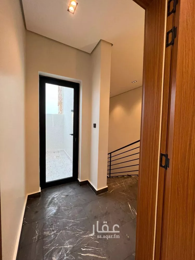دور للبيع في شارع نهر أم الربيع, حي القادسية, مدينة الرياض, منطقة الرياض 8