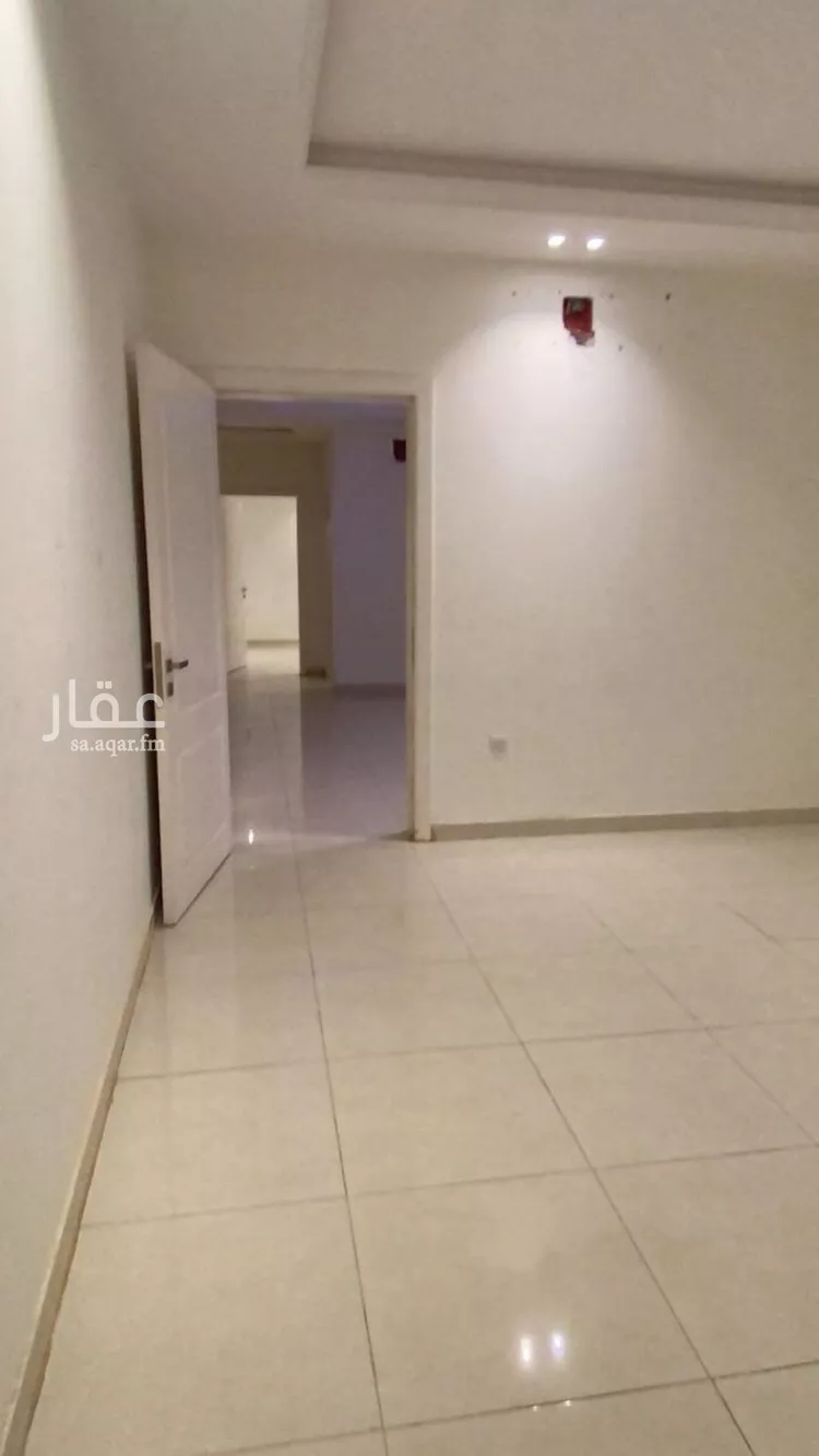 فيلا للإيجار في شارع الوادي, حي ديراب, مدينة الرياض, منطقة الرياض