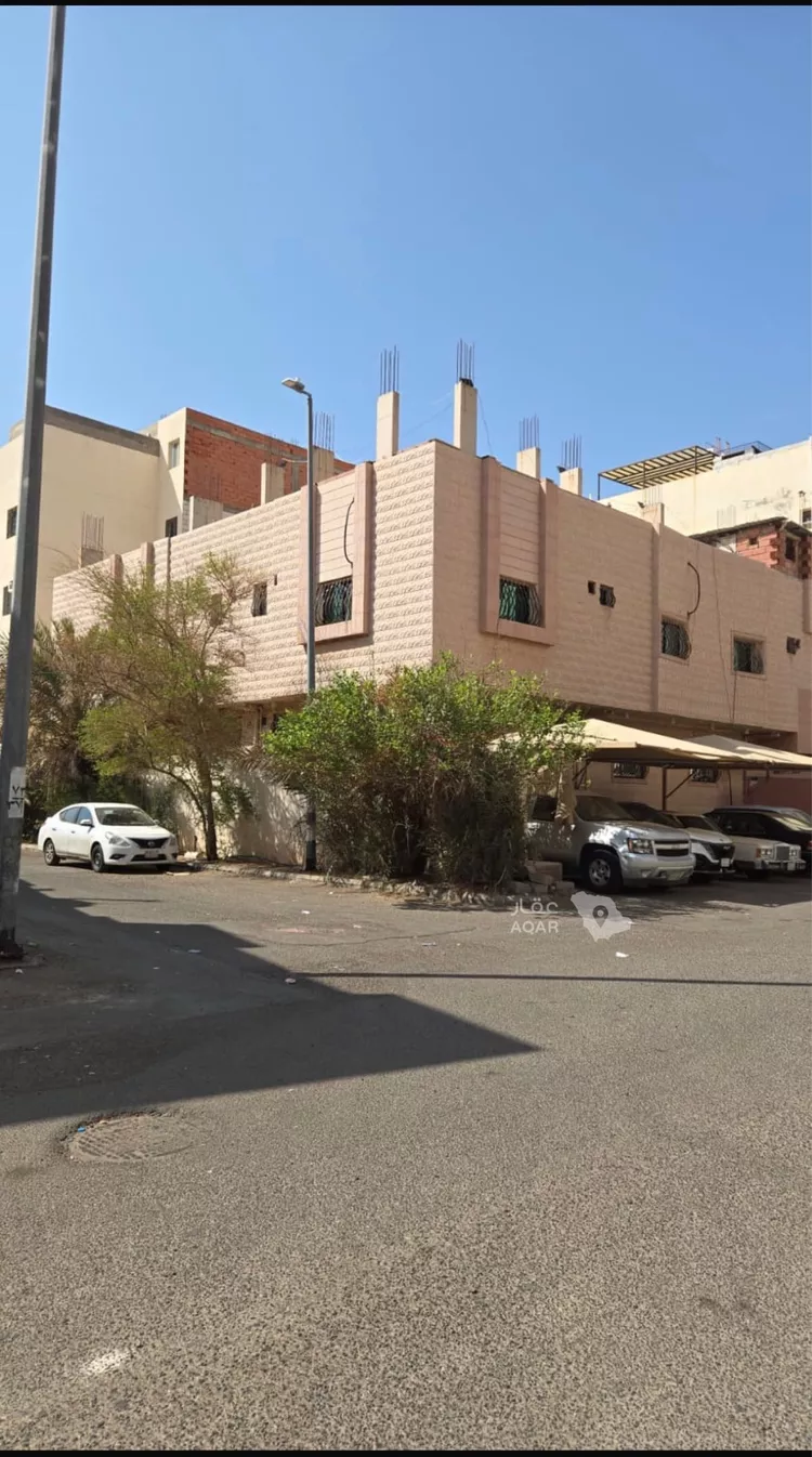 عمارة للبيع في شارع احمد بن عبيد, حي الخالدية, مدينة المدينة المنورة, منطقة المدينة المنورة